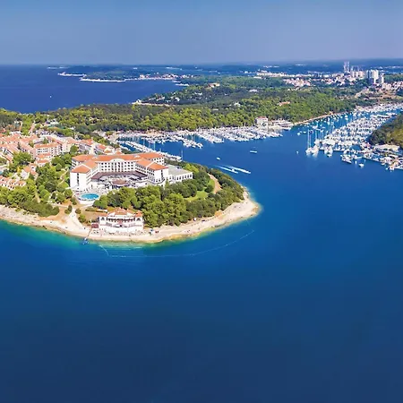 Daire Lovely In With Wifi