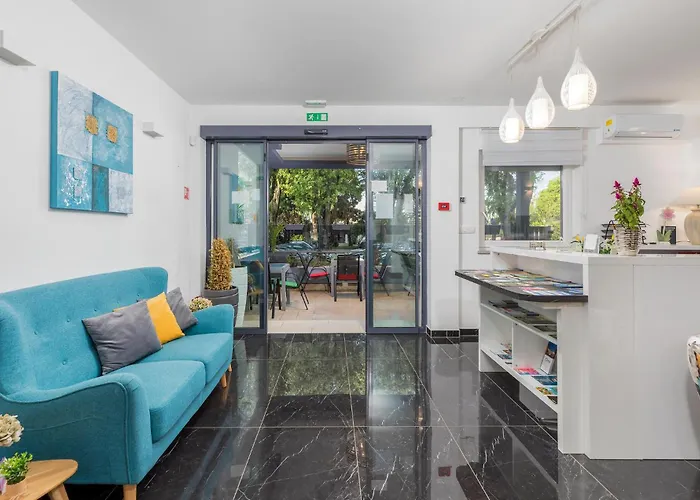 Lovely In With Wifi *