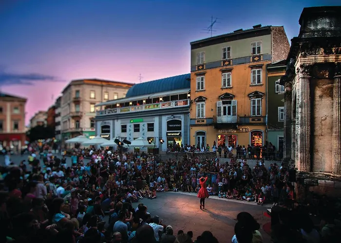 Appartement Lovely In With Wifi *