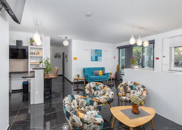 Lovely In With Wifi * Pula